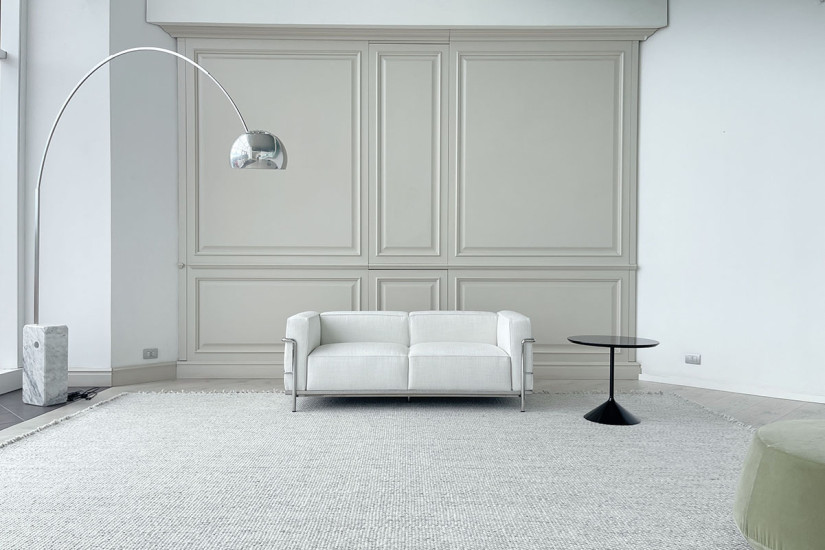 LC3 Fauteuil Grand Confort, Grand Modèle White Sofa (Expo Offer) Cassina - 1