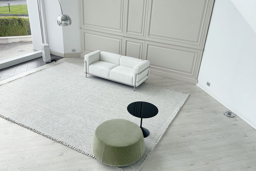 LC3 Fauteuil Grand Confort, Grand Modèle White Sofa (Expo Offer) Cassina - 2