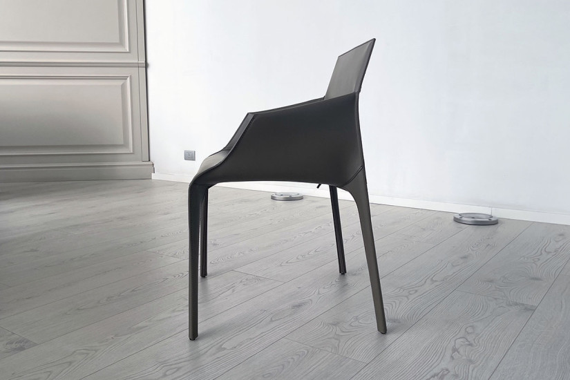 Seattle Chair with armrests (Expo Offer) Poliform - 3
