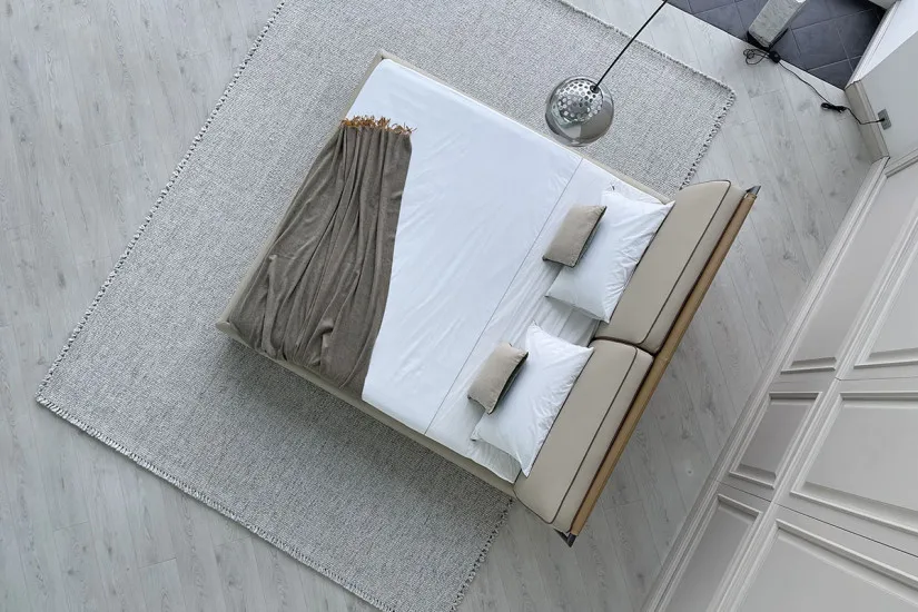 Adam Beige Leather Bed (Expo Offer) Giorgetti - 5