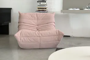 Togo Pink Armchair (Expo Offer) Ligne Roset - 6 2