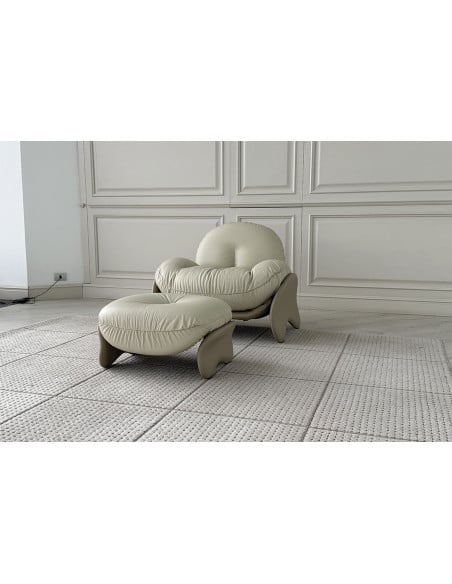 Squash Beige Armchair (Expo Offer) Poltrona Frau - 2