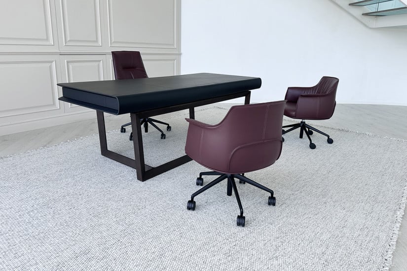 Peek-a-Book Black Desk (Expo Offer) Poltrona Frau - 2