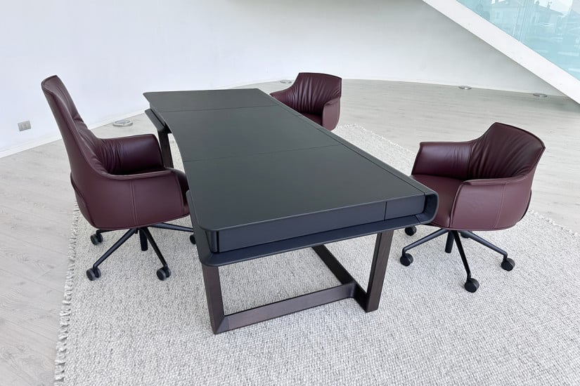 Peek-a-Book Black Desk (Expo Offer) Poltrona Frau - 3