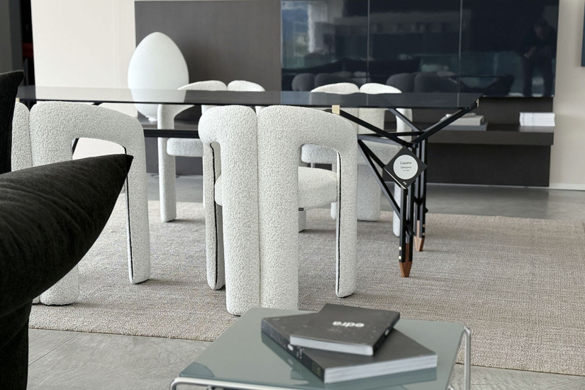 Dudet White Fabric Chair (Expo Offer) Cassina - 6
