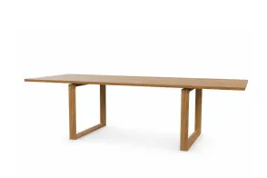 Fritz Hansen Essay Table | Online Shop 2
