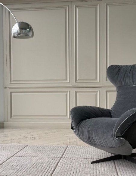 Ilia Armchair (Expo Offer)