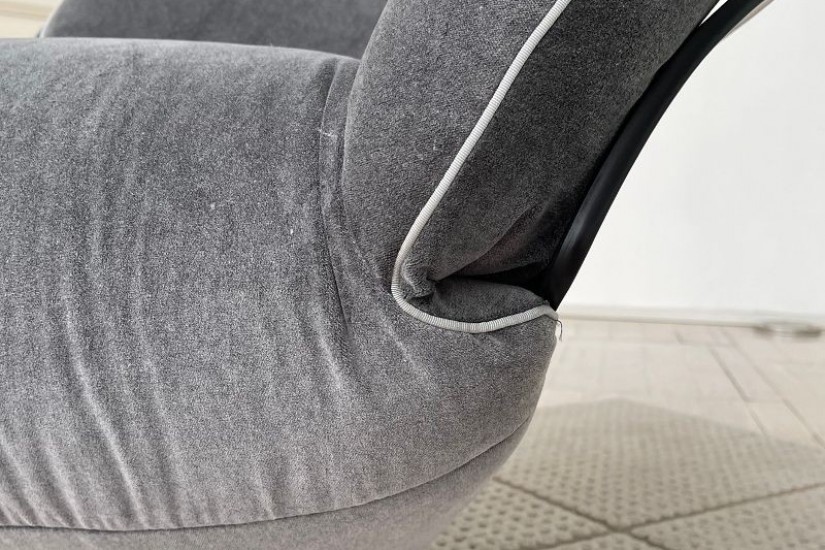 Ilia Armchair (Expo Offer)