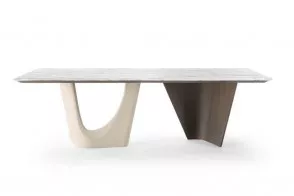 Table Pinnacle
