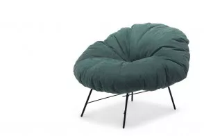 Closer Armchair