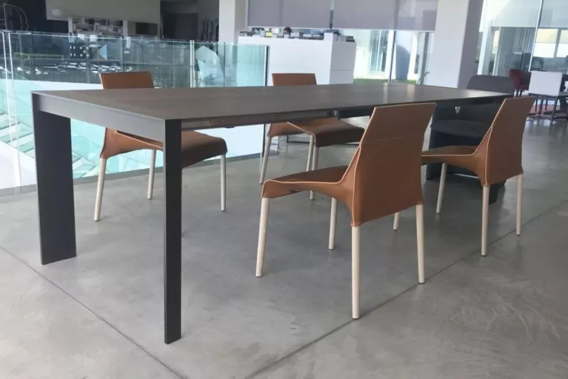 Seattle Chair (Expo Offer)