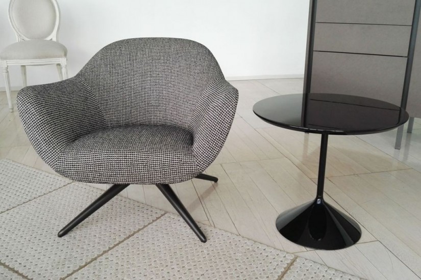 Mad Chair Armchair (Expo Offer)