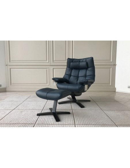 Quilted King Armchair (Expo Offer)