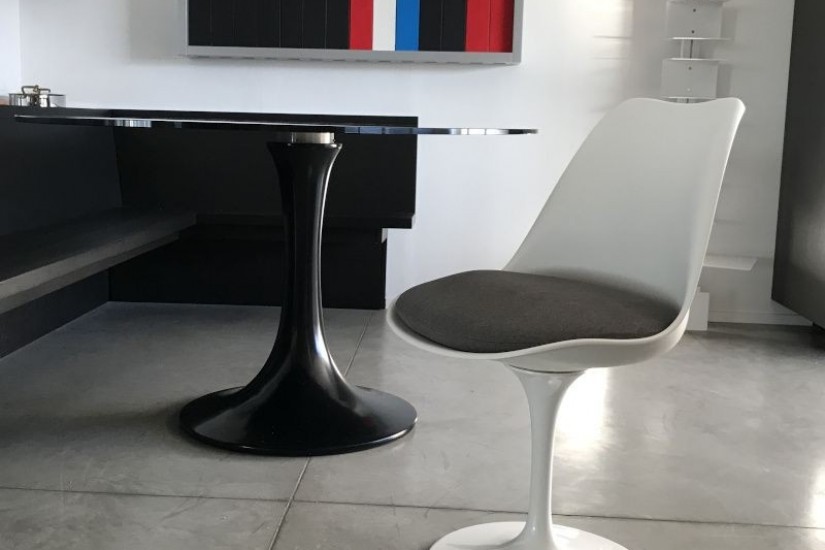 Tulip Chair (Expo Offer)
