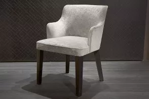 Royale Chair 2