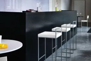 Sgabello Cubo