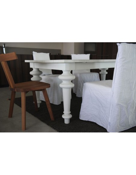 Gray extendable Table (Expo Offer)