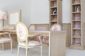 Chic Junior Armchair 2