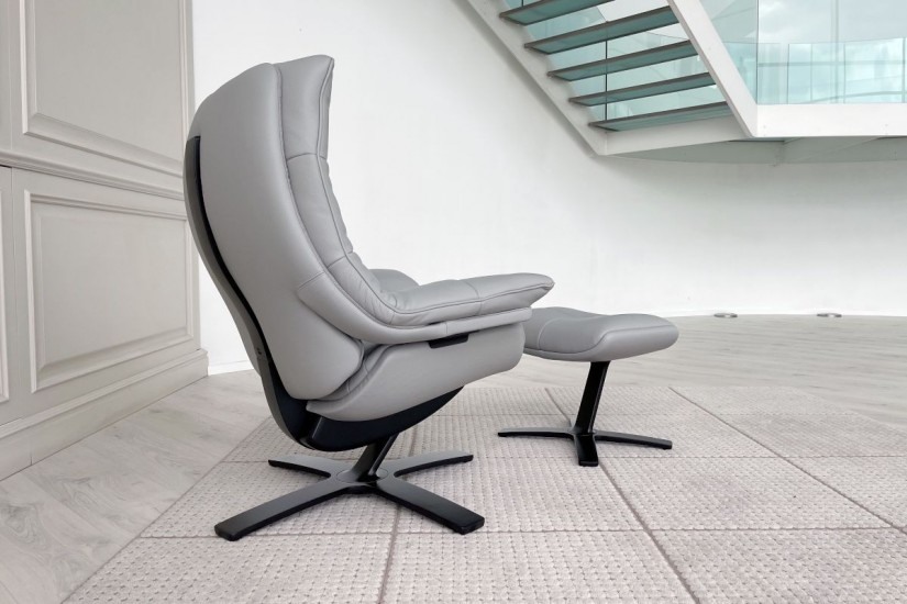 Re-vive Quilted King Armchair (Expo Offer)