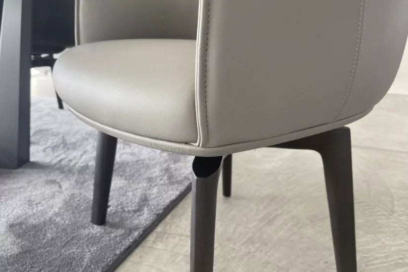 Archibald Swivel Armchair (Expo Offer)
