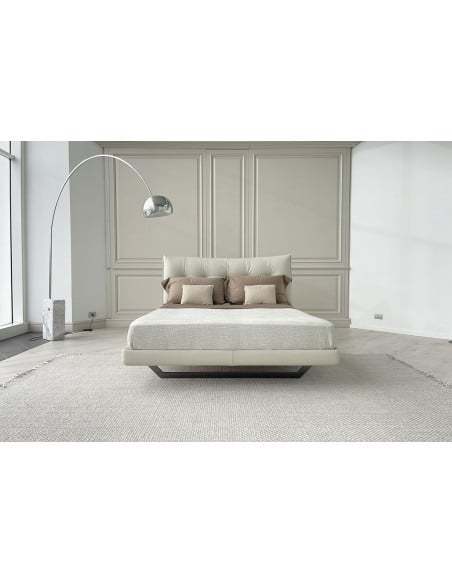 Aurora Tre Bed (Expo Offer)