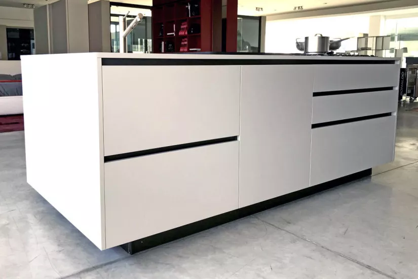 Alea Kitchen Silver Grey (Expo Offer)