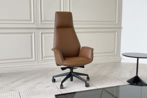 Downtown Cognac Leather Armchair (Expo Offer) Poltrona Frau - 6 2