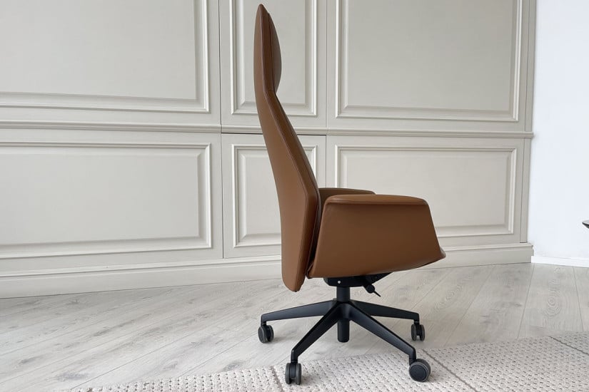 Downtown Cognac Leather Armchair (Expo Offer) Poltrona Frau - 3